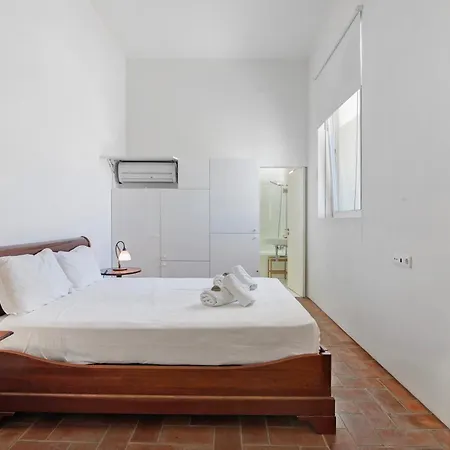 Convento Bernardas Duplex Bl טאווירה
