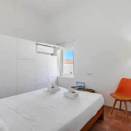 Convento Bernardas Duplex Bl *